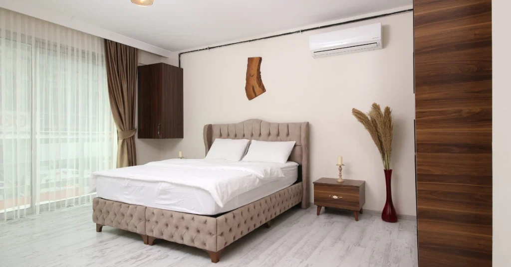 How to Achieve a Simple Bedroom on a Budget